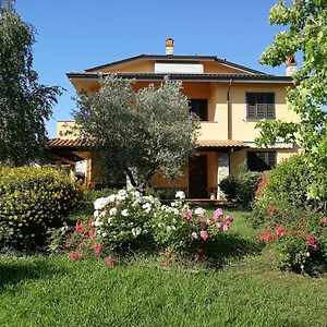 Mansarda Sulla Francigena Bed & Breakfast
