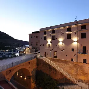 Sopra Le Mura 3*, Castellammare del Golfo Italië