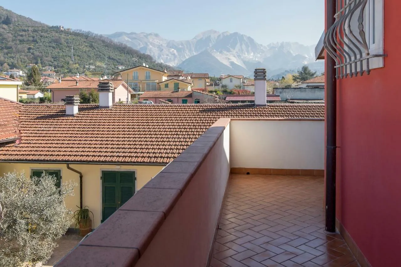 Bed & Breakfast Merlo d'Oro Carrara