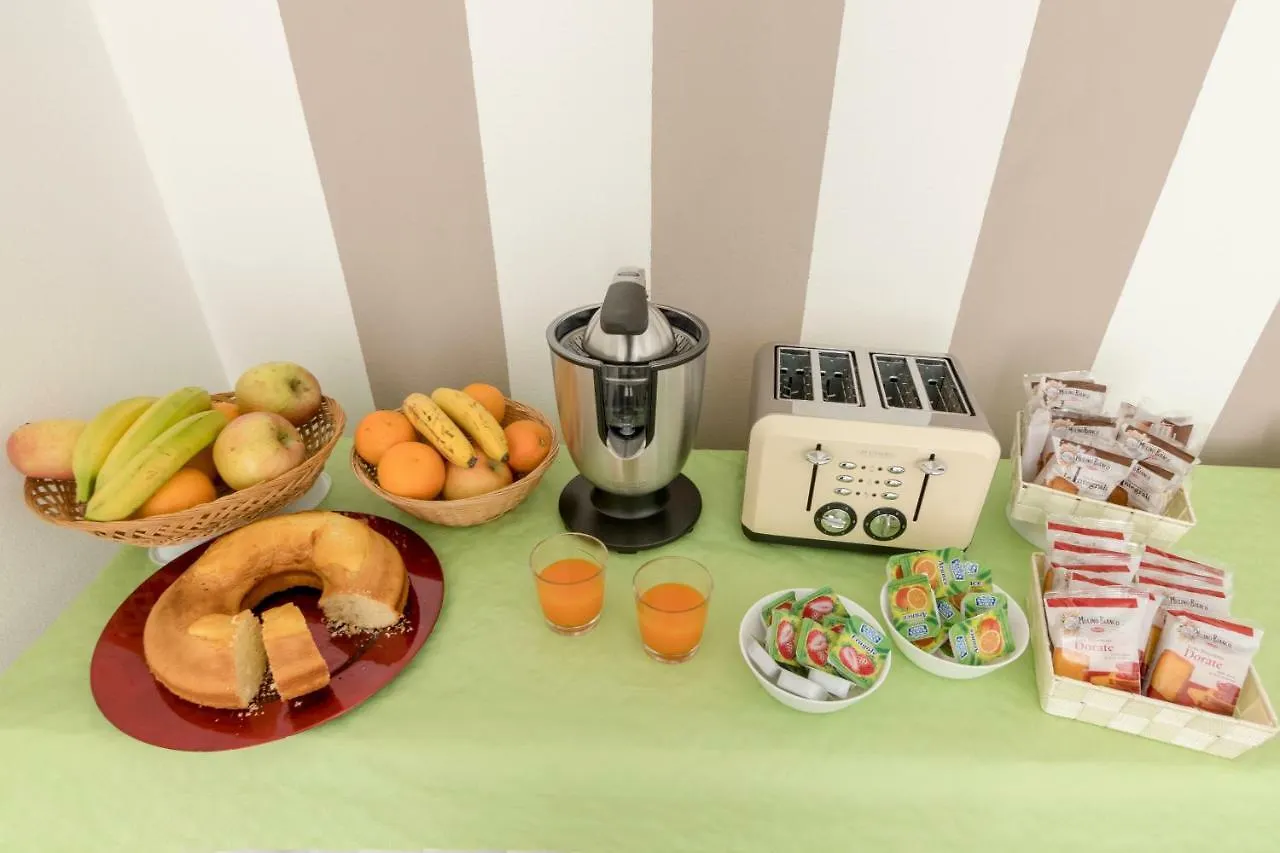 Bed & Breakfast Merlo d'Oro Carrara