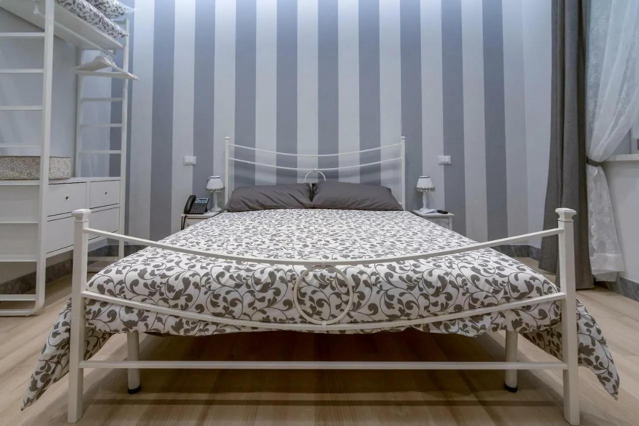 Merlo D'Oro Carrara Bed & Breakfast