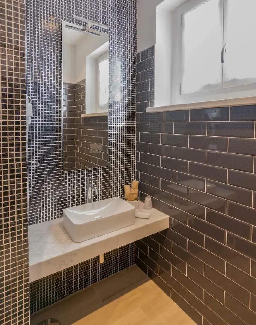 Bed & Breakfast Merlo D'Oro Carrara
